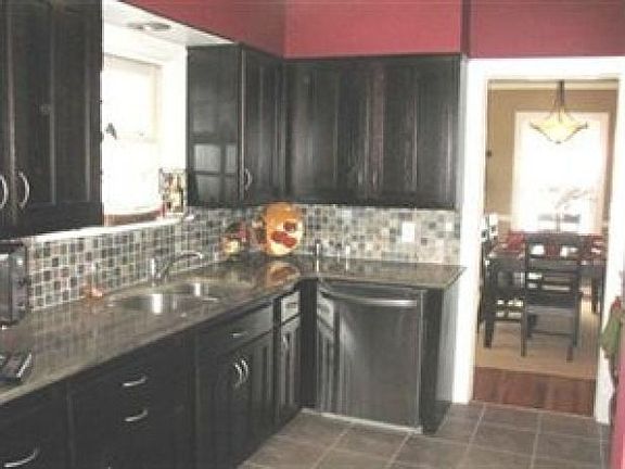 4th image of 2143 17th St