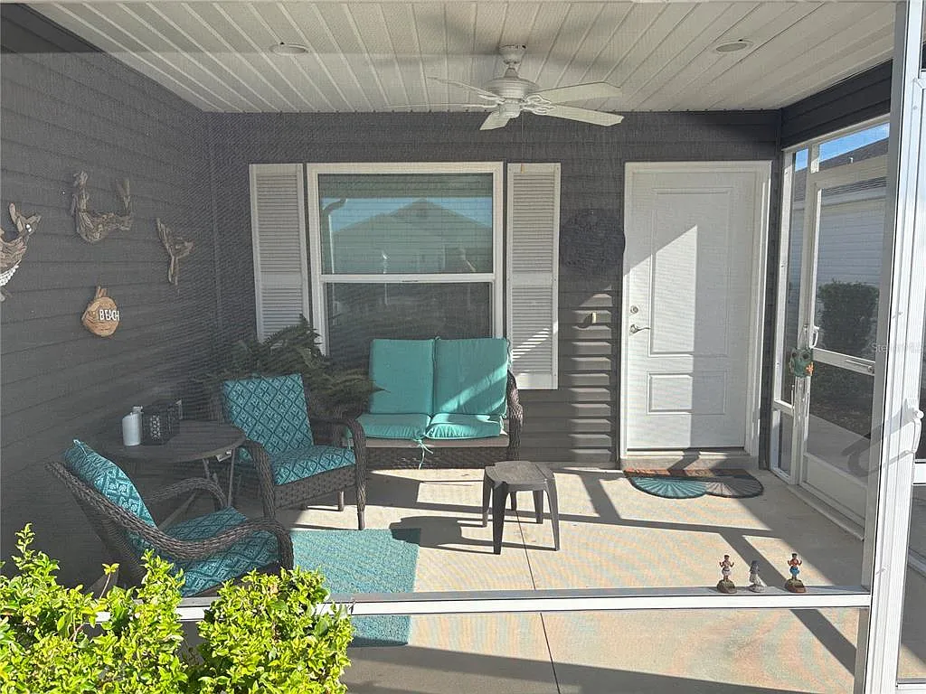 2 bed, 2.0 bath, 1184 sqft, $2,600 — Photo 2
