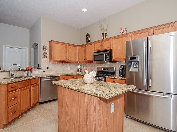 3rd image of 20319 Charlisa Springs Dr
