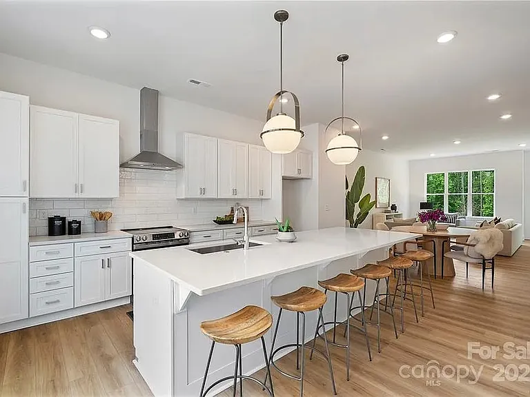 5007 Nimes Rd — Photo 35