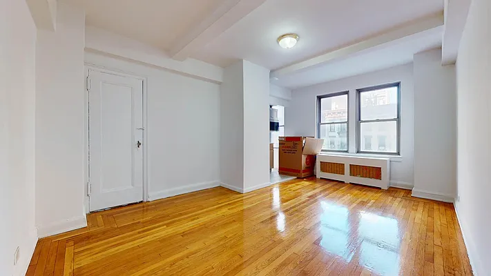 Rented by Bond New York | media 3