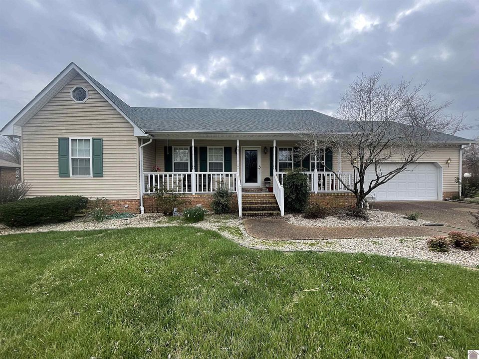 1st image of 2109 Carol Dr