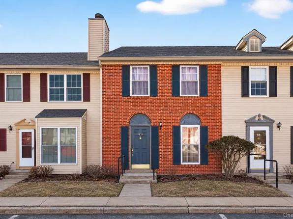 60 Yorkshire Terrace, Washingtonville, NY 10992