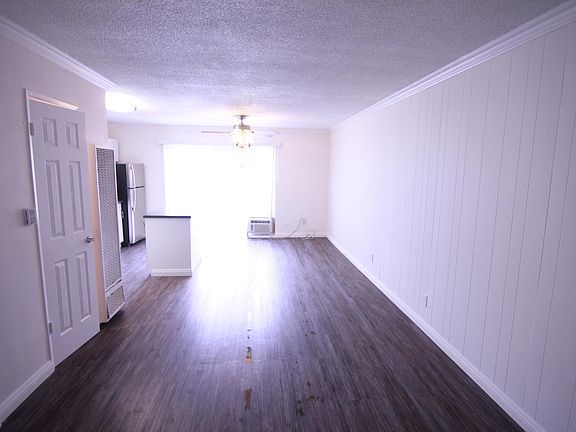 3rd image of 101 N Normandie Ave #210