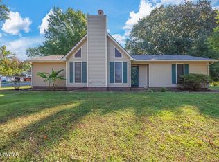377 Parkview Dr, Dyer, TN 38330