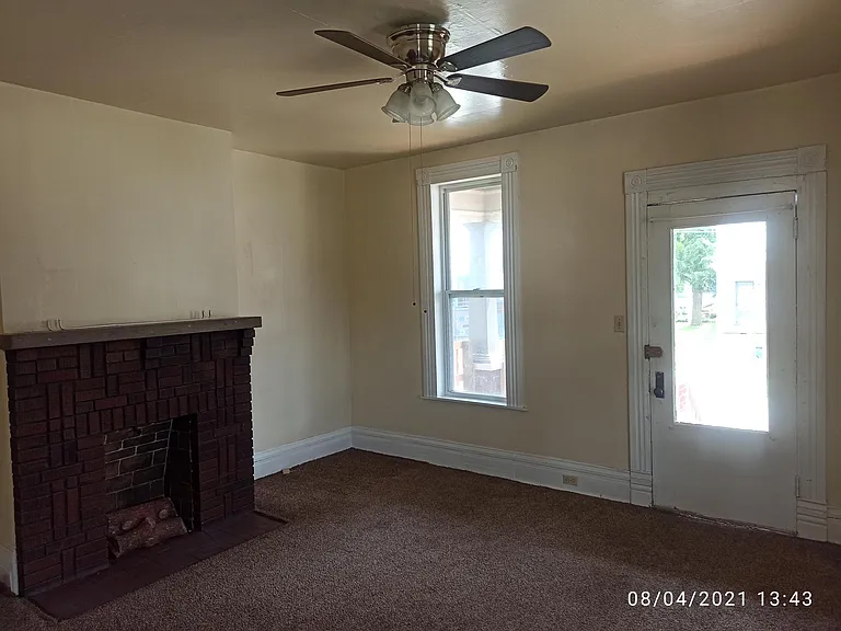 71 Ohio St — Photo 10