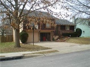 3805 SW 10th Ter, Blue Springs, MO 64015