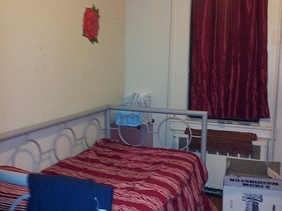 5th image of 2417 31st St APT 1L