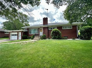 438 N Fairfield St, Ligonier, PA 15658