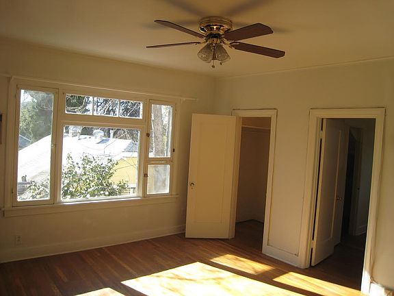 4th image of 742 N Mar Vista Ave