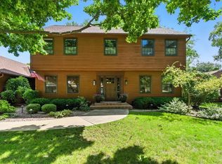 915 Sheridan Rd, Waterloo, IA 50701