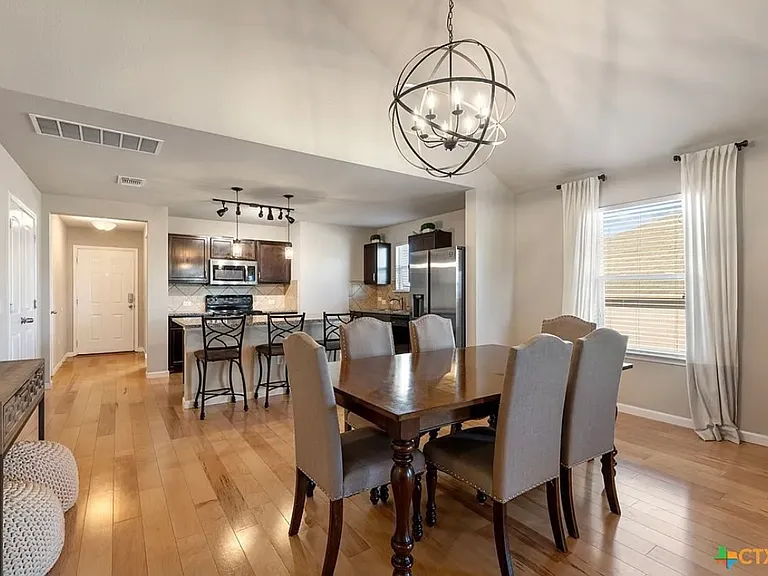 117 Liard River Rd — Photo 3