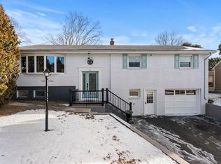 15 Elrin Pl, New London, CT 06320