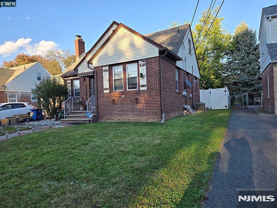 1st image of 5-09 17th Street