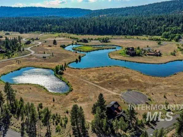 13 Owleclover Ln, McCall, ID 83638