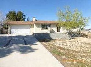 16572 Warwick St, Victorville, CA 92395