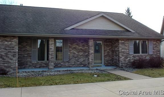 3rd image of 1196 Pinetree Ln