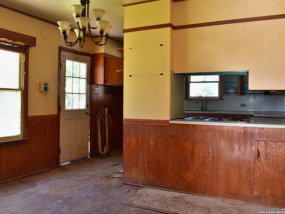 5th image of 530 Avenue A