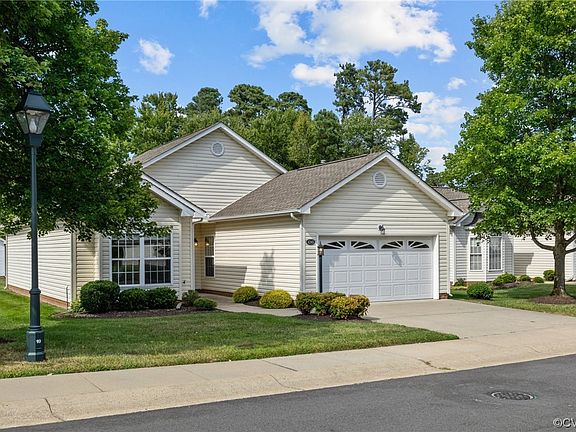 4th image of 4249 English Holly Cir