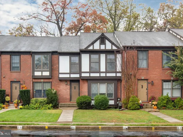 38 Tudor Ct, Lutherville Timonium, MD 21093