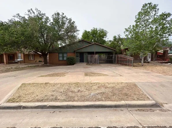 2318 18th St, Lubbock, TX 79401