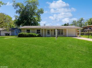 22 Scarsdale Rd, Montgomery, IL 60538