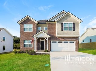 316 Wyburn Pl, Burns, TN 37029