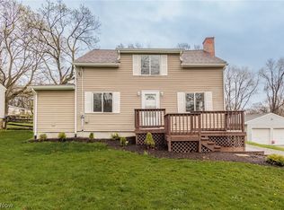 6448 N Spring St, Ravenna, OH 44266