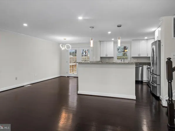 6867 Happyheart Ln, Columbia, MD 21045