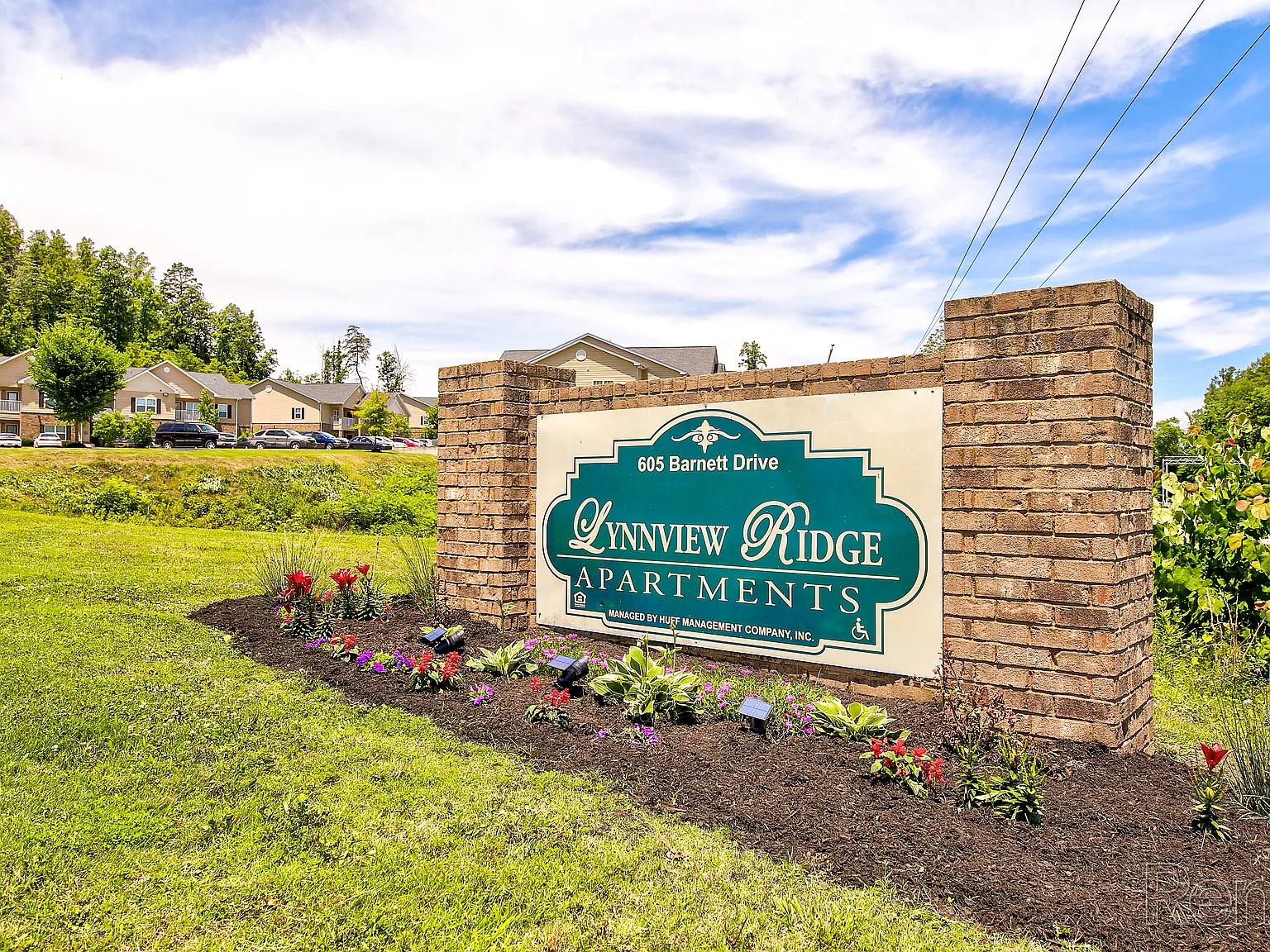 Lynnview Ridge — Photo 1