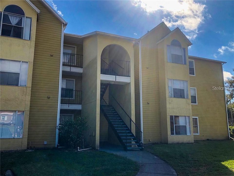 2nd image of 4720 Walden Cir #31