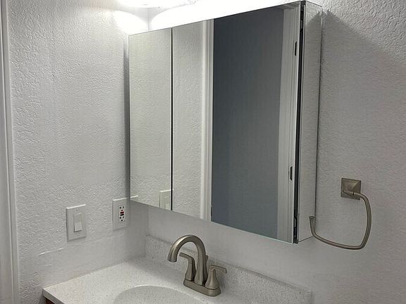 5th image of 13630 Doty Ave APT 12