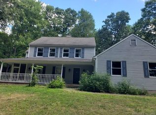 780 Mountain Rd, Cheshire, CT 06410