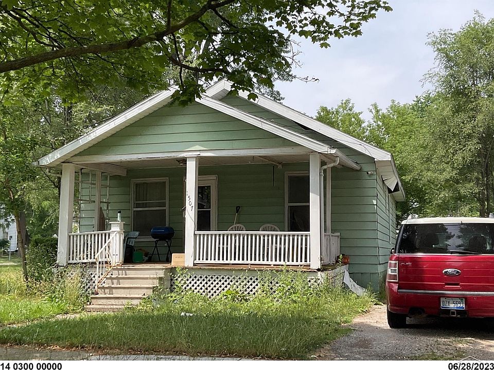 1st image of 1507 Barnard St