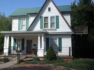 596 Chestnut St, Berea, KY 40403