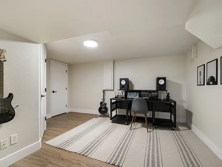 20 Shadow Rock Dr — Photo 20