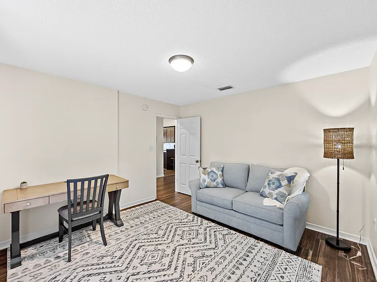 8551 Wilburn Cv — Photo 16