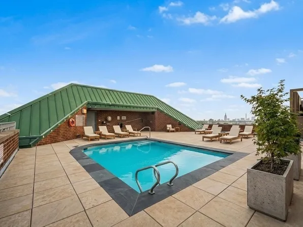 15 N Beacon St #412, Allston, MA 02134