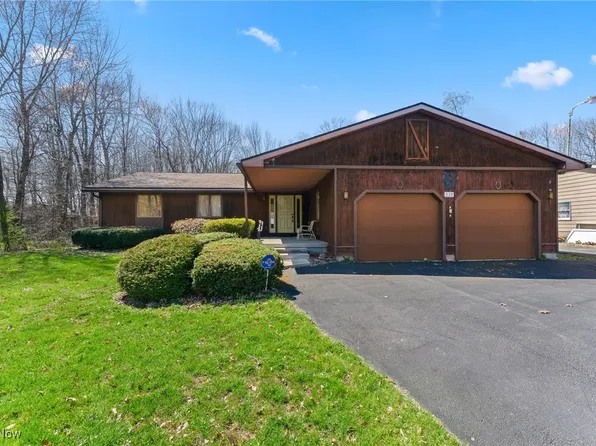 338 Creed Ave, Hubbard, OH 44425