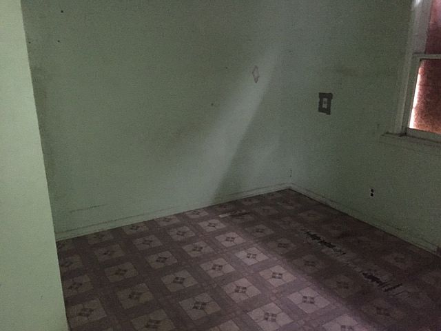 2nd image of 1908 S 5th St