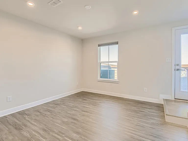 124 Music Hall Way — Photo 9