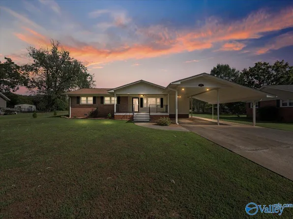 1625 Delwood Cir, Scottsboro, AL 35769