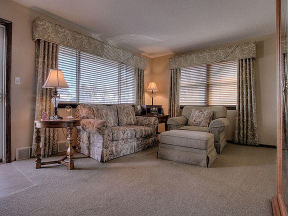 5th image of 3231 Avenue F