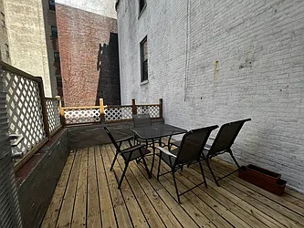 Rented by Salon Realty Corp