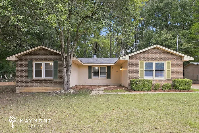 3591 Robert E Lee Dr