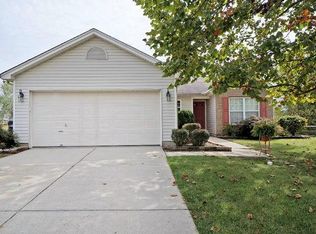 28 Robin Way, Amelia, OH 45102
