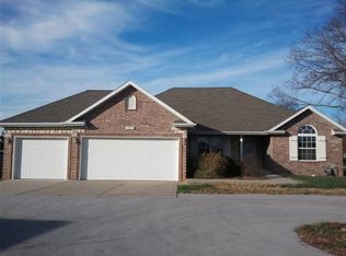3985 W Beechwood St, Springfield, MO 65807