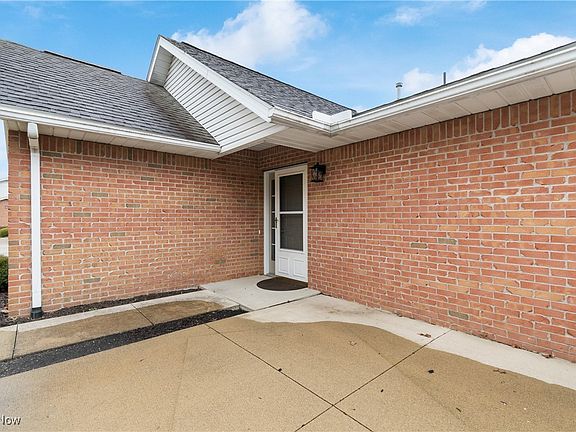 3rd image of 2457 Barrington Way Unit 344