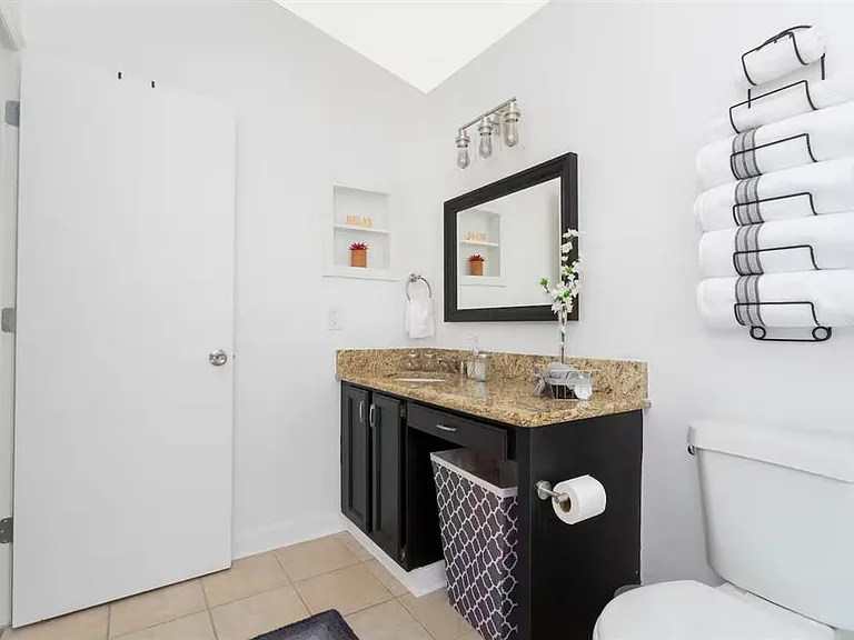 751 Country Woods Cir — Photo 31