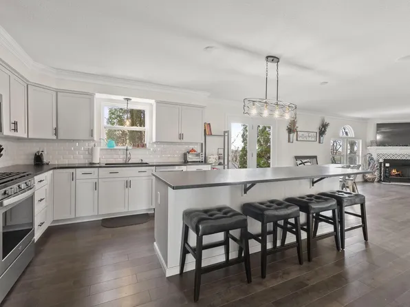 1160 Forsyth Ln, Galena, OH 43021